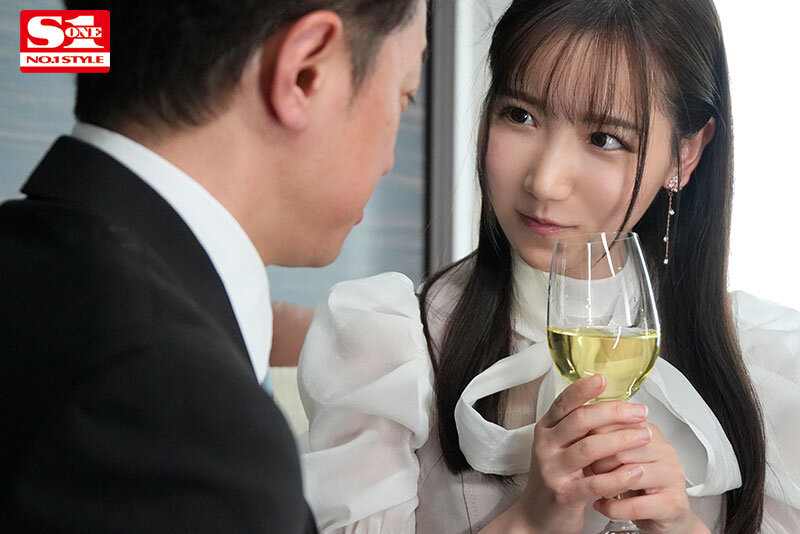 【顔・性格・交尾】 全て最高の愛人とひたすら浮気セックスする最高の金曜日。 三田真鈴「sone00392」- FANZA動画レビュー