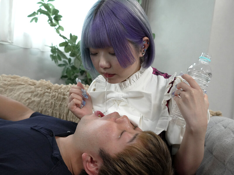 無感情、冷徹、興味なし、これがトー横女子のリアル ~だけど僕らのような●げられたいM男にはたまらないんです…~ るるちゃ「h_1472mbrk00014」- FANZA動画レビュー
